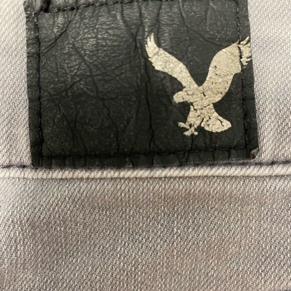 American eagle superstretch High rise  Shorty/gray women’s jean shorts festival - Picture 8 of 8